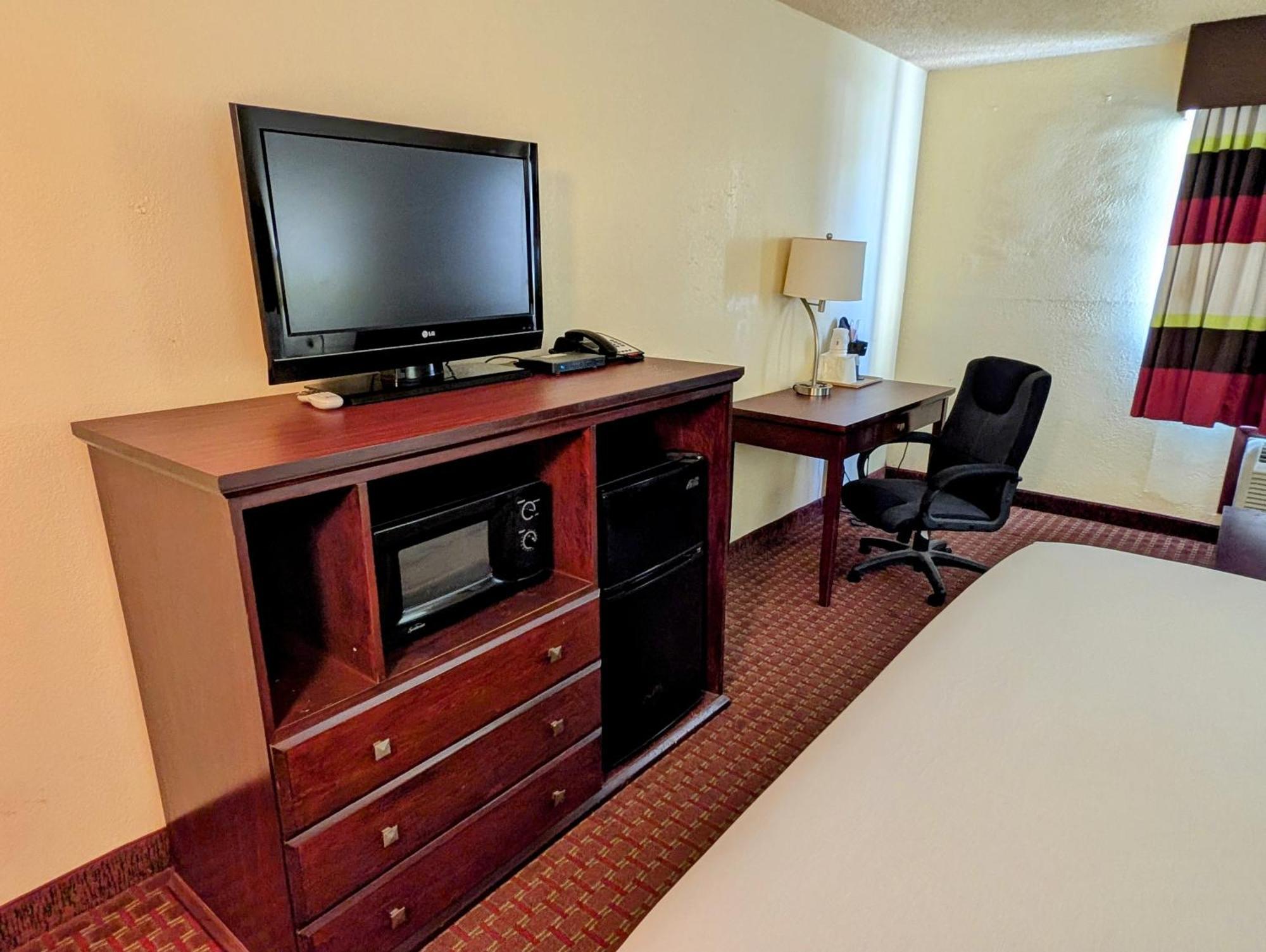 Travelodge By Wyndham Enid Esterno foto