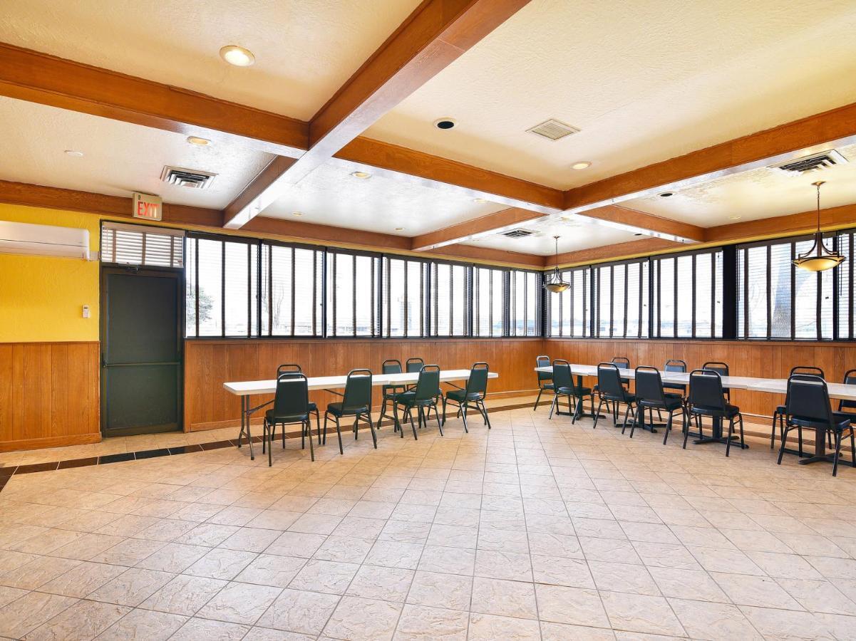 Travelodge By Wyndham Enid Esterno foto